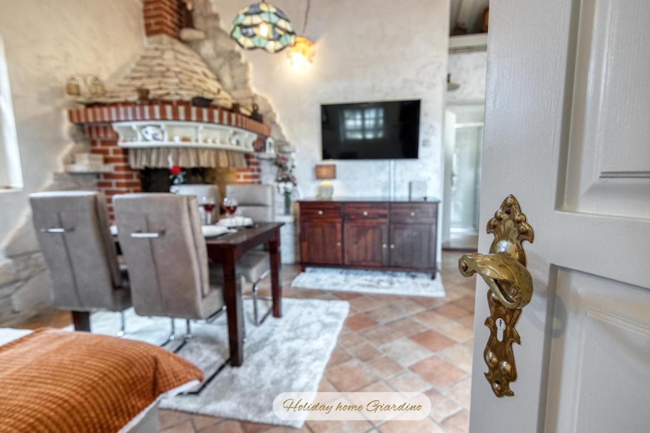 Holiday Home Giardino Marino Pomer Luaran gambar