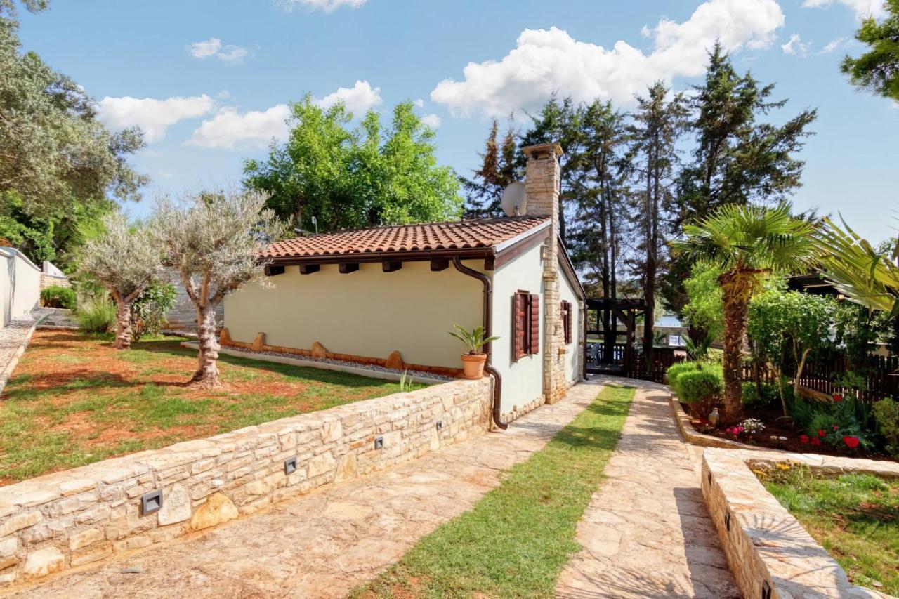 Holiday Home Giardino Marino Pomer Luaran gambar