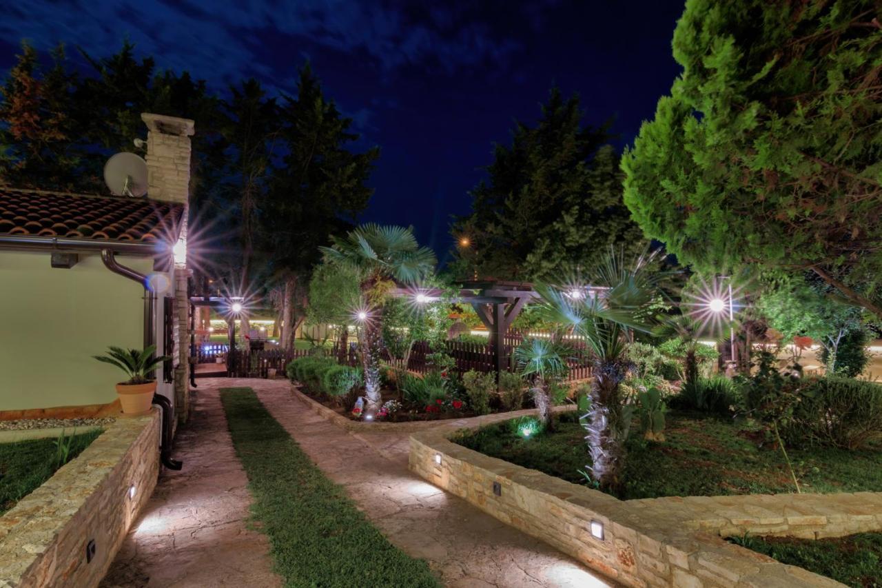 Holiday Home Giardino Marino Pomer Luaran gambar