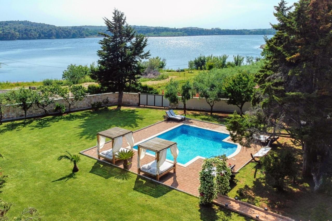 Holiday Home Giardino Marino Pomer Luaran gambar