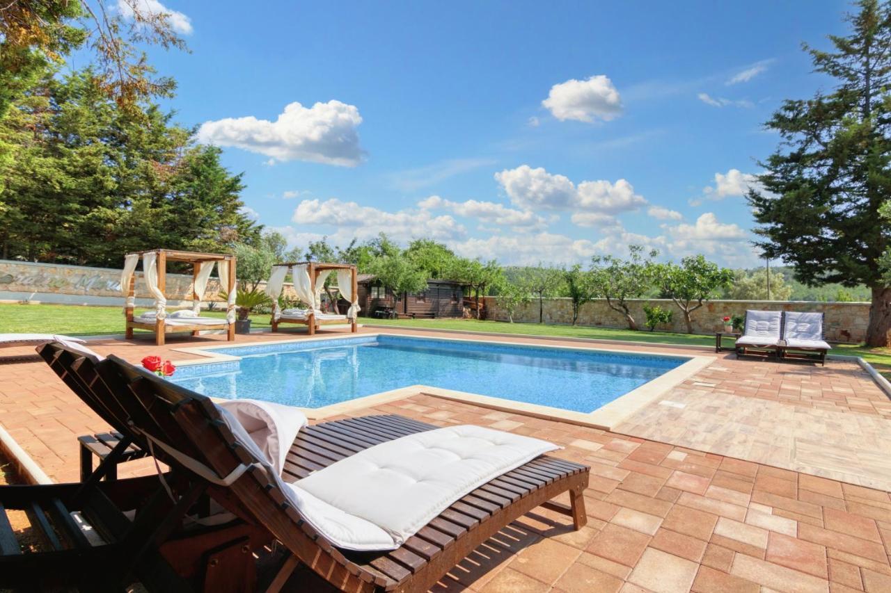 Holiday Home Giardino Marino Pomer Luaran gambar