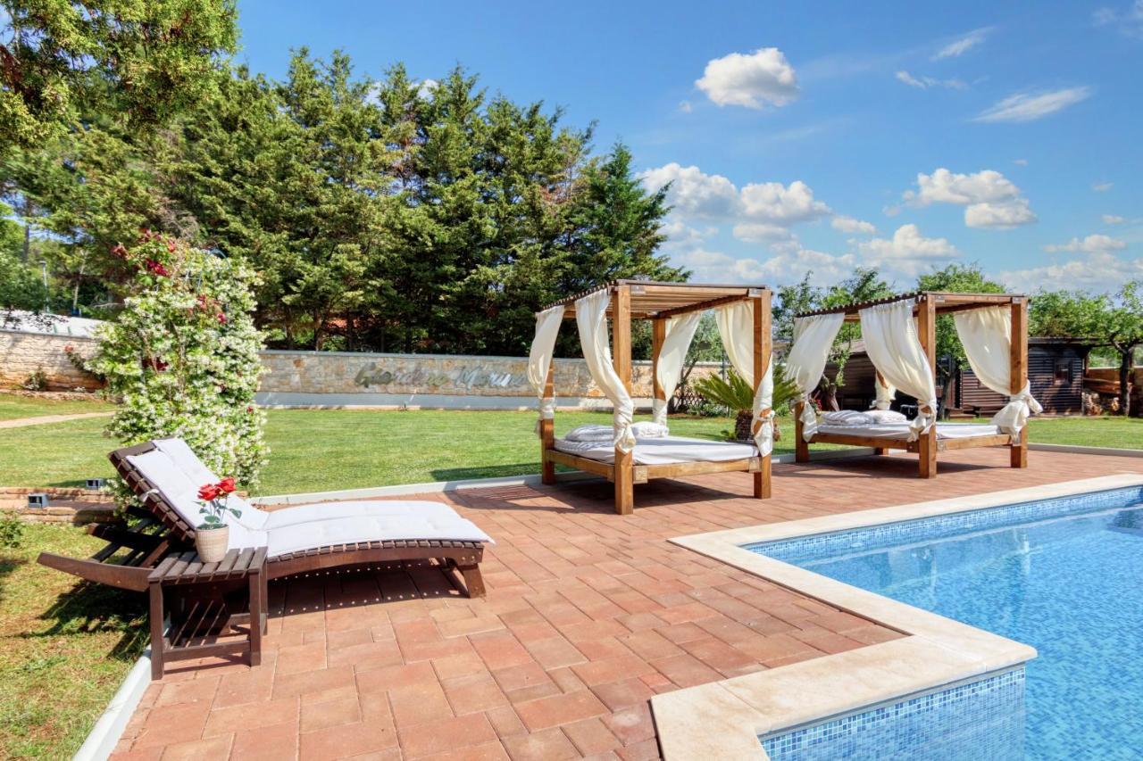Holiday Home Giardino Marino Pomer Luaran gambar