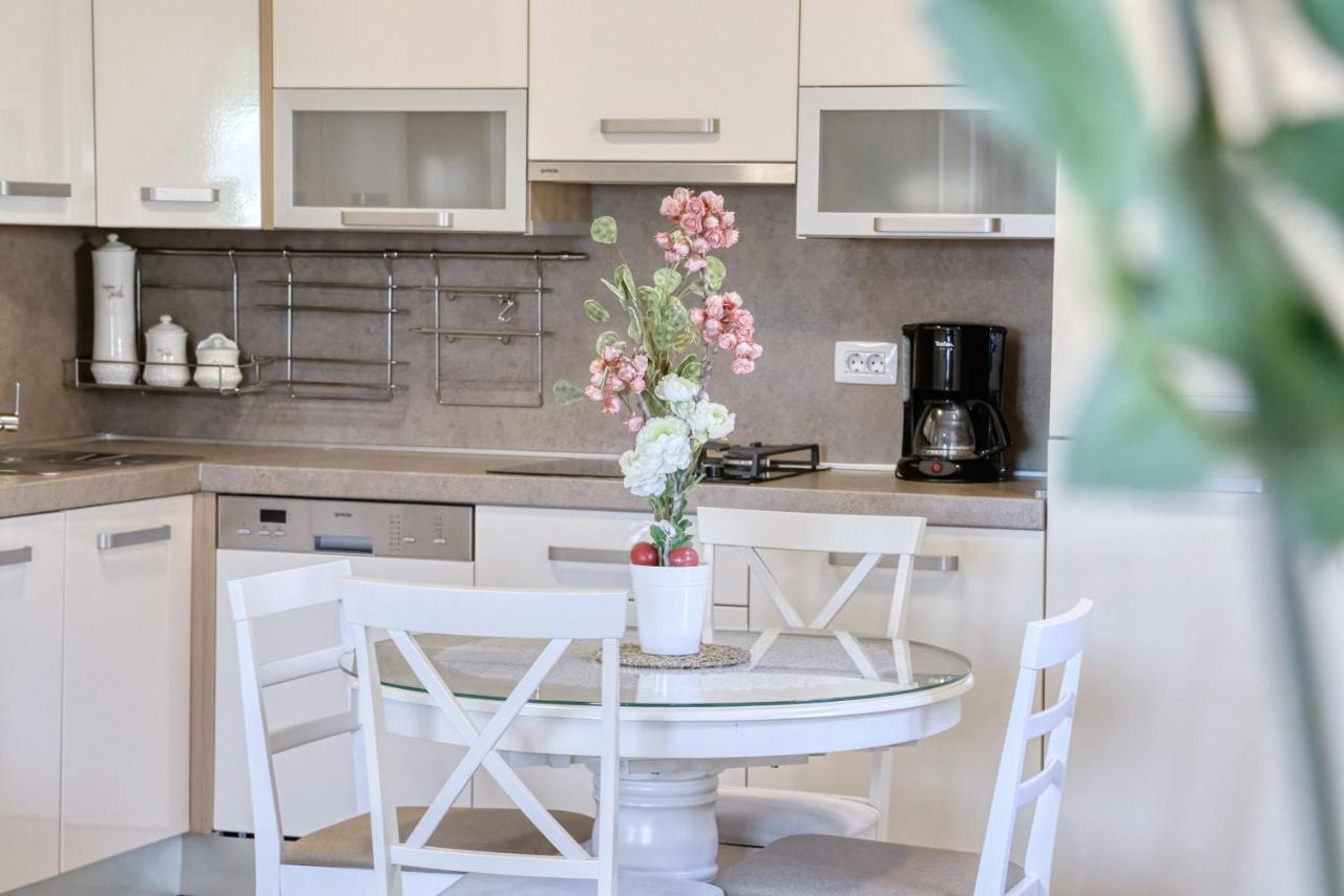 Holiday Home Giardino Marino Pomer Luaran gambar