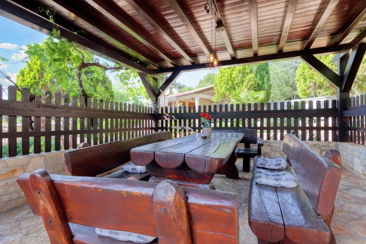 Holiday Home Giardino Marino Pomer Luaran gambar