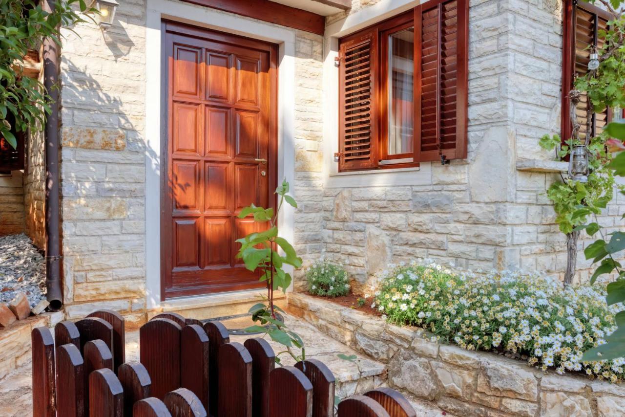 Holiday Home Giardino Marino Pomer Luaran gambar