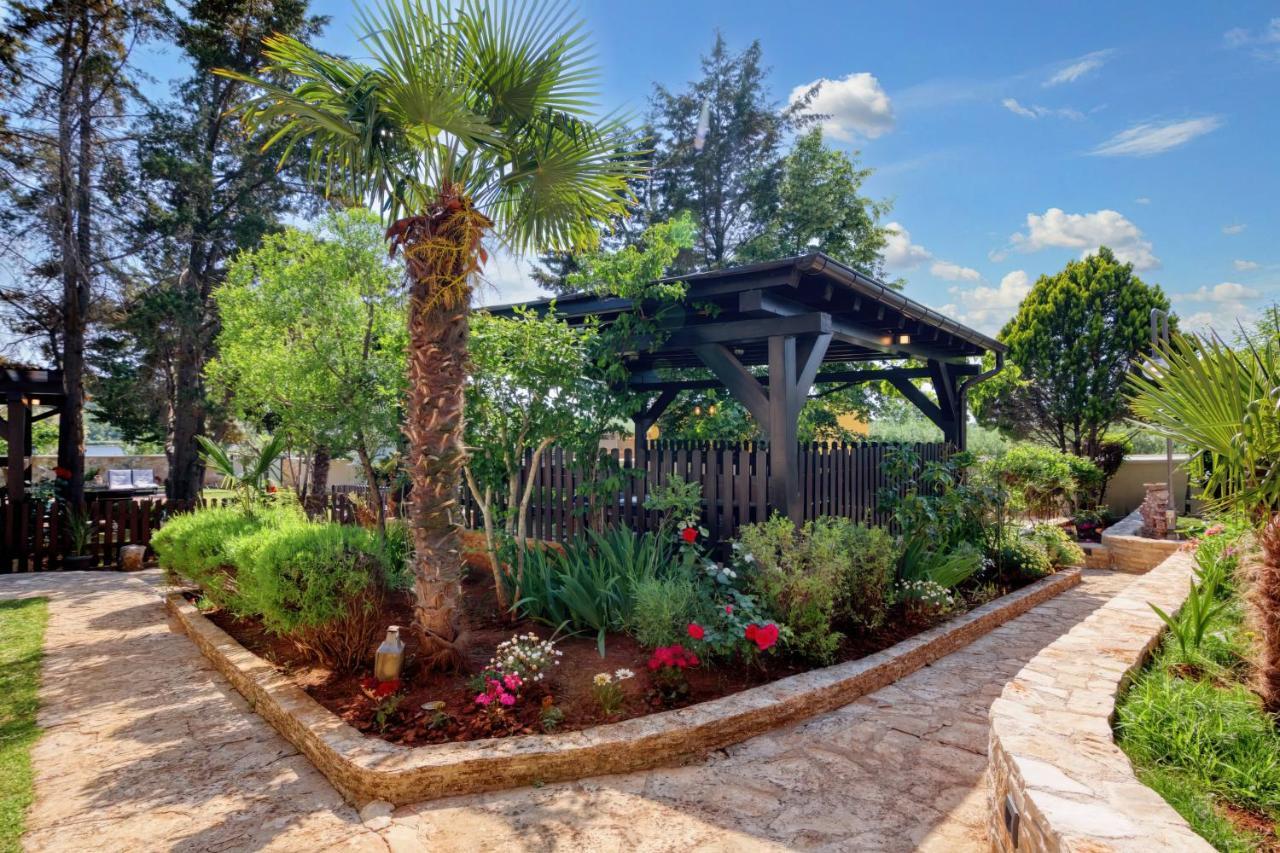 Holiday Home Giardino Marino Pomer Luaran gambar